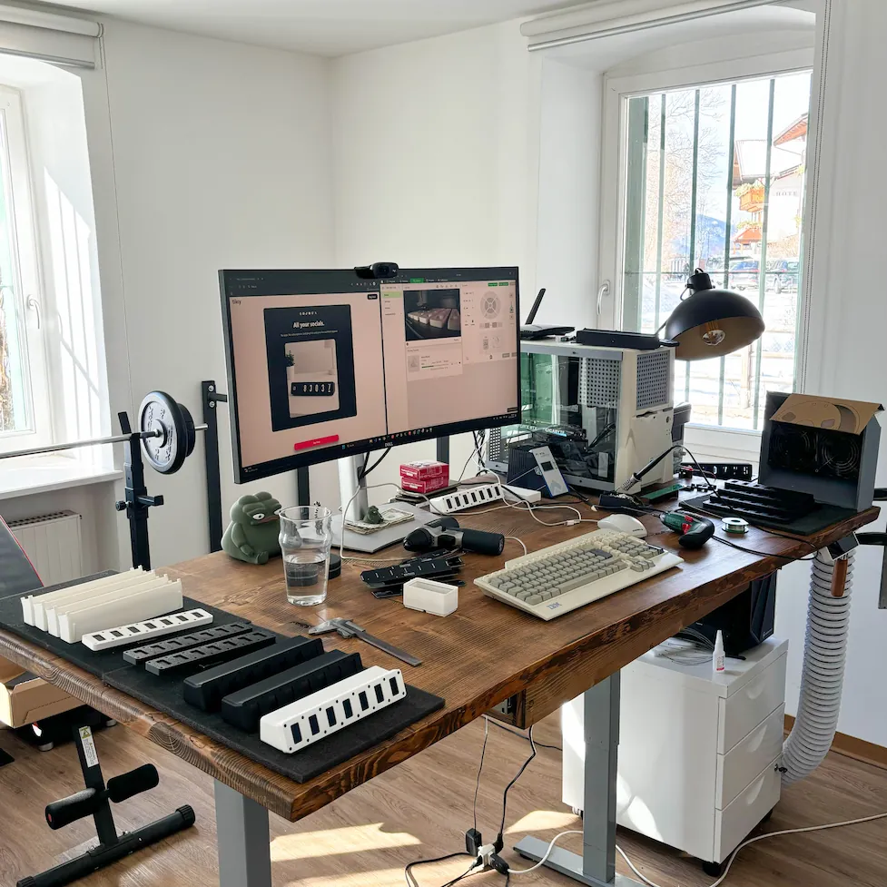 Smart-phone next to Tikky device