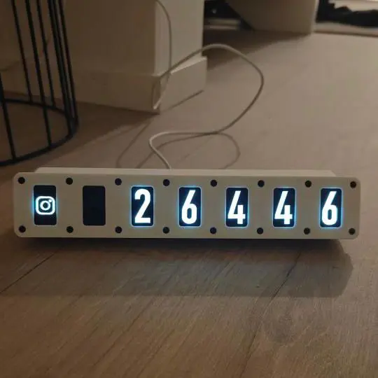 Instagram review screenshot: Tikky in use